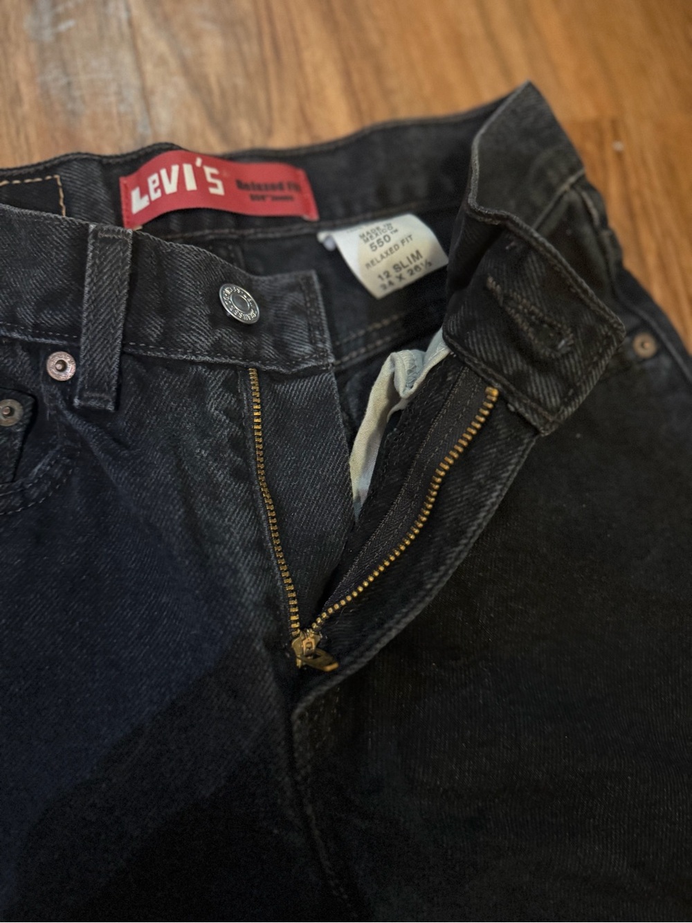 Vintage Levi 550 Relaxed Fit Kids Black Denim Jeans Boys Size 12 100% Cotton - Picture 12 of 13